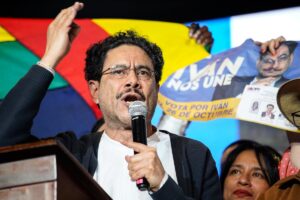 Singán Cereata se suma como líder papal de las elecciones presidenciales en Colombia