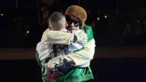 Bad Bunny y J Balvin se reconcilian en pleno concierto – Estación 40