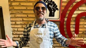 ¡Entraron a robar a la casa de famoso cantante!: “Estamos aturdidos y tristes”