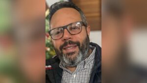 Rafael Tudares, yerno de Edmundo González, quedó en libertad tras un año de prisión en Estados de Venezuela