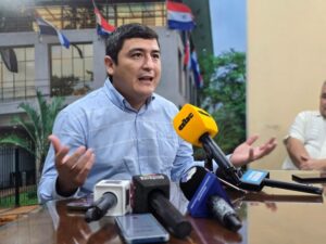 Senador cataloga de lamentable la recomendación de Peña para tener más plata