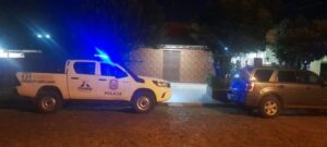 se llevaron dinero y un auto