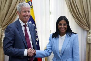 La Secretaria de Energía de Estados Unidos se reúne en Caracas con Delcy Rodríguez