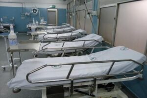 Sobreprecio en compra de sábanas: DNCP defiende licitación de IPS